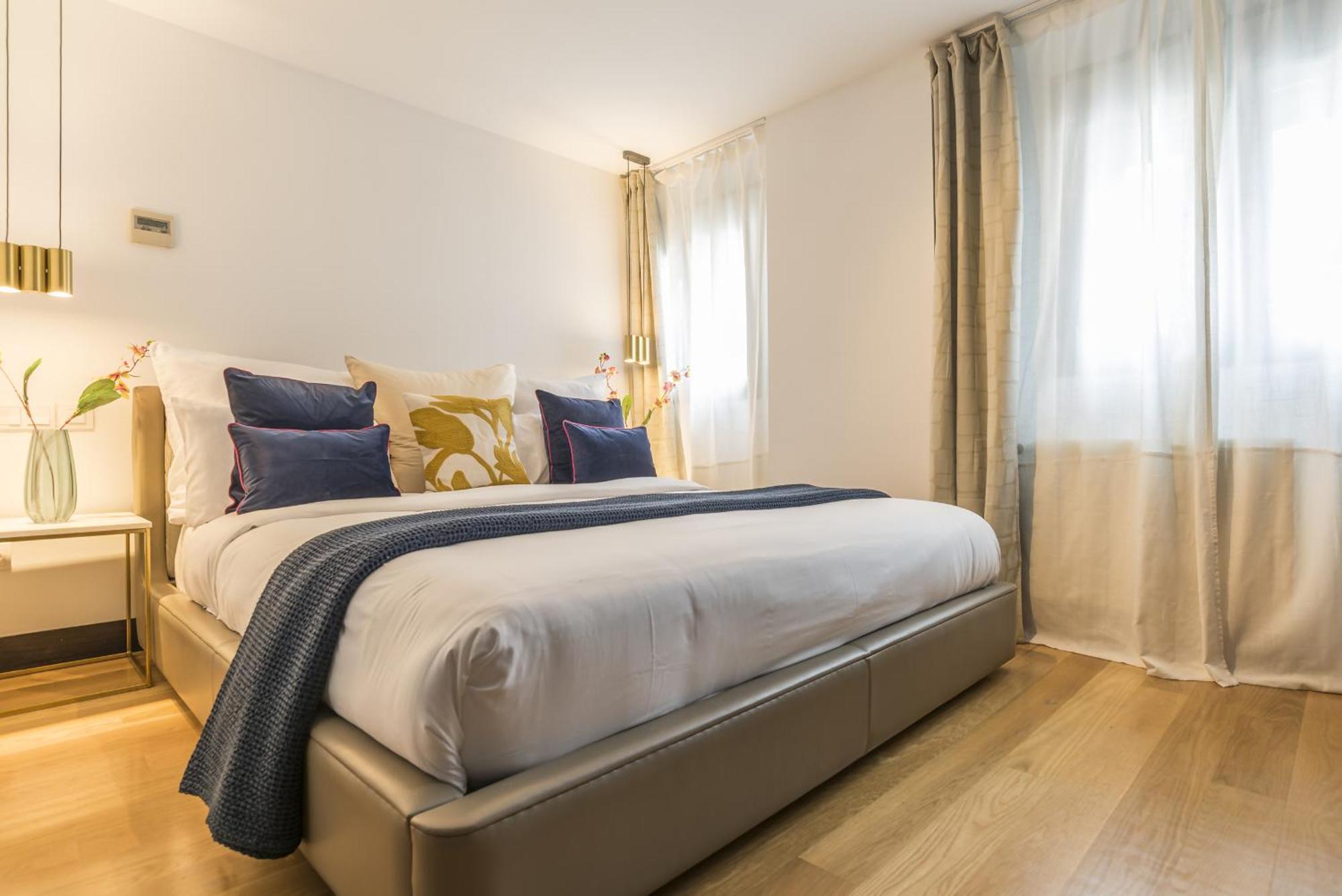 Appartamento Sol By Skykey Madrid Esterno foto